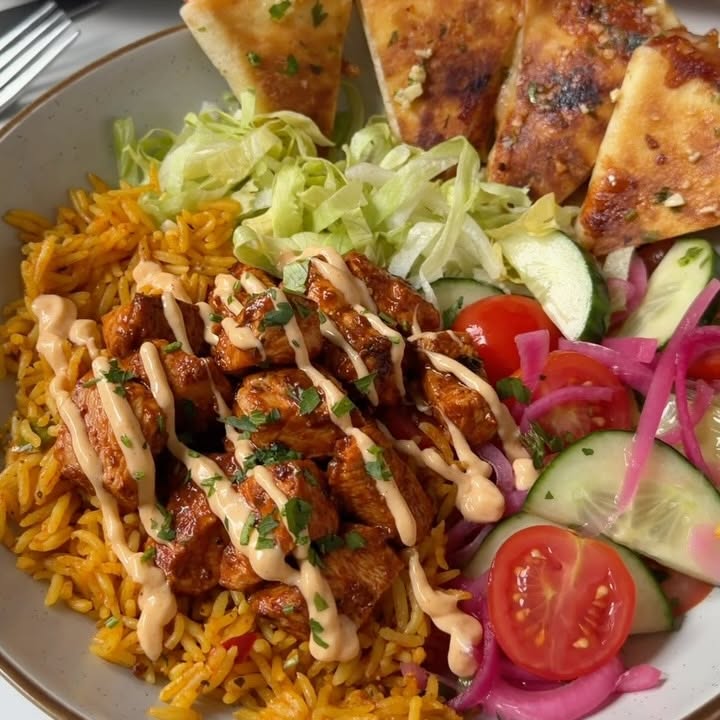 Peri Chicken Burrito Bowls with Garlic Butter Chilli Jam Dippers