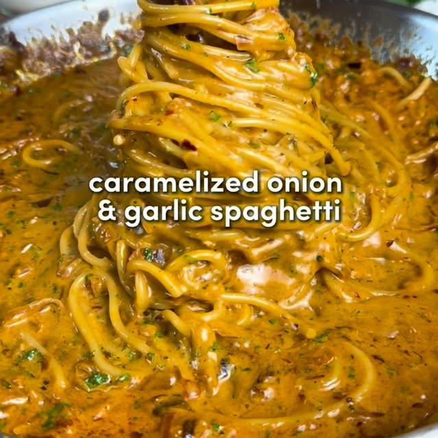 Caramelized Onion and Garlic Spaghetti