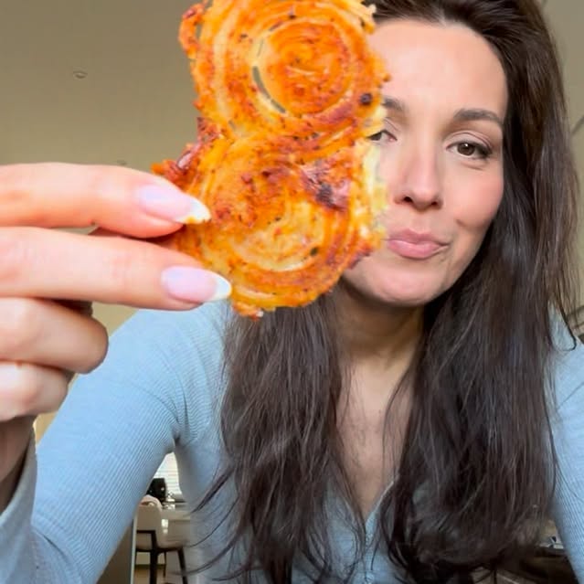 2 Ingredient Onion Ring Chips