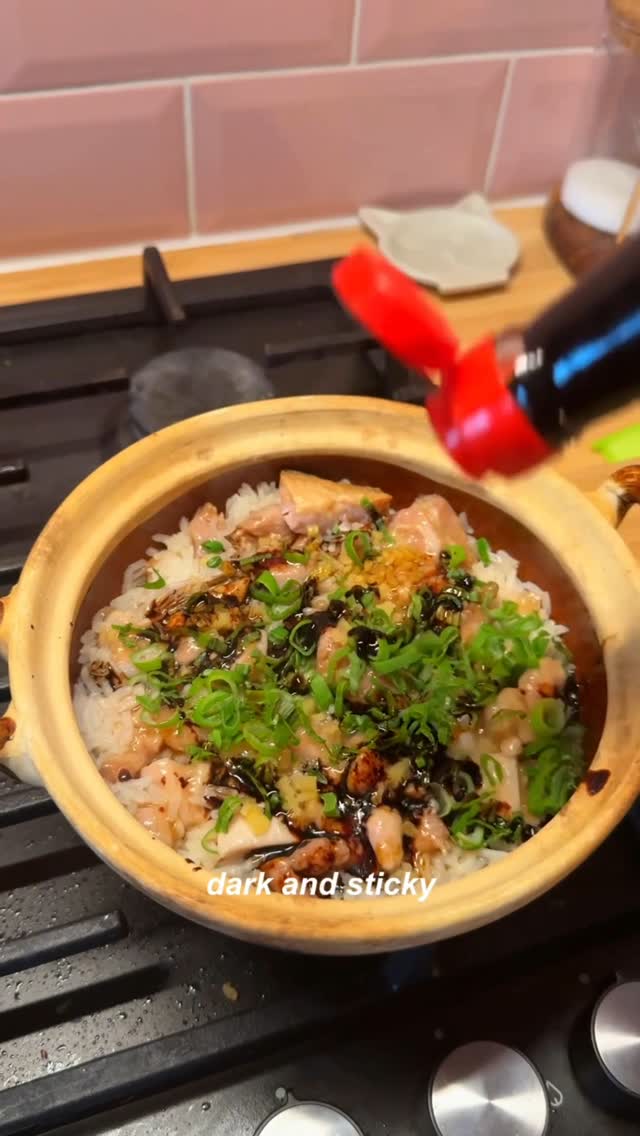 Chicken Claypot Rice