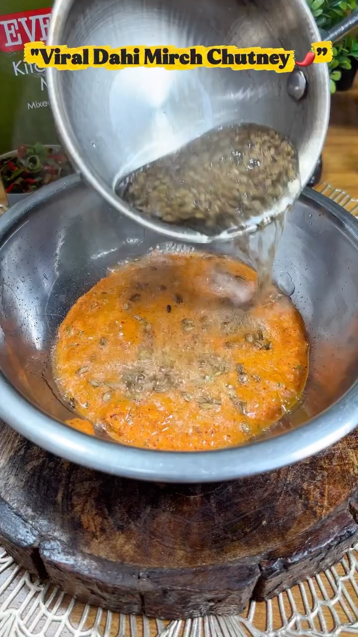 Yogurt Chili Chutney