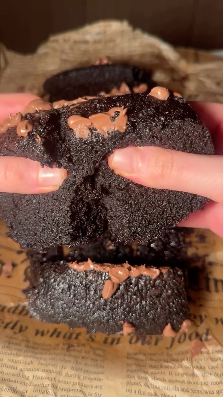 Classic Chocolate Cake