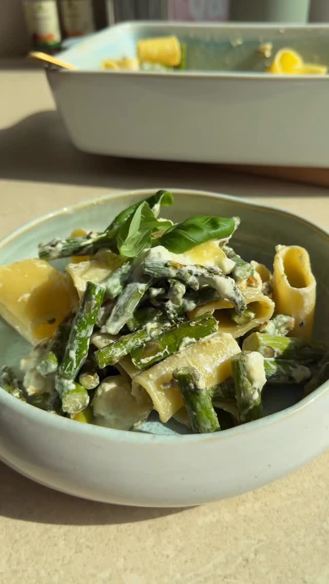 Oven Asparagus Lemon Pasta with Burrata