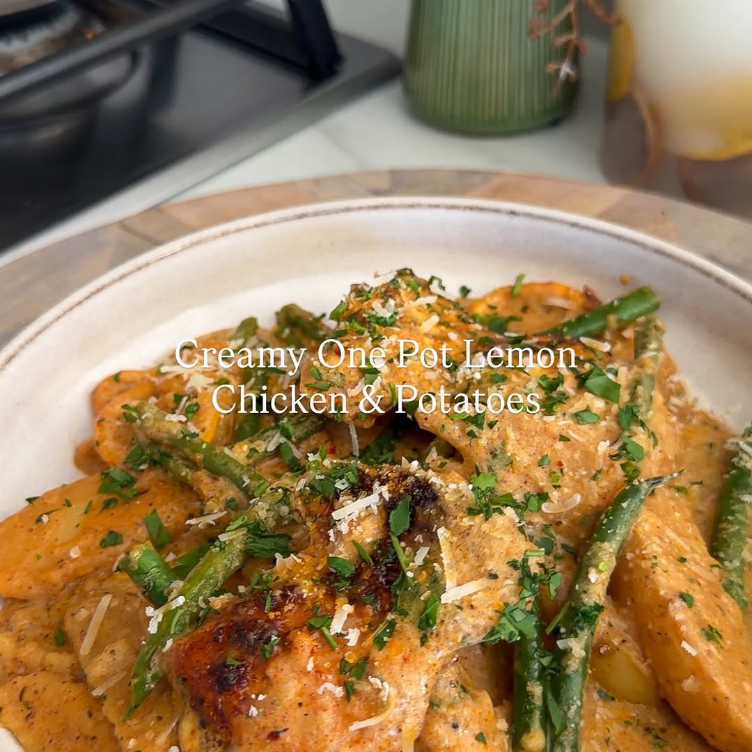 One Pot Creamy Lemon Chicken & Potatoes