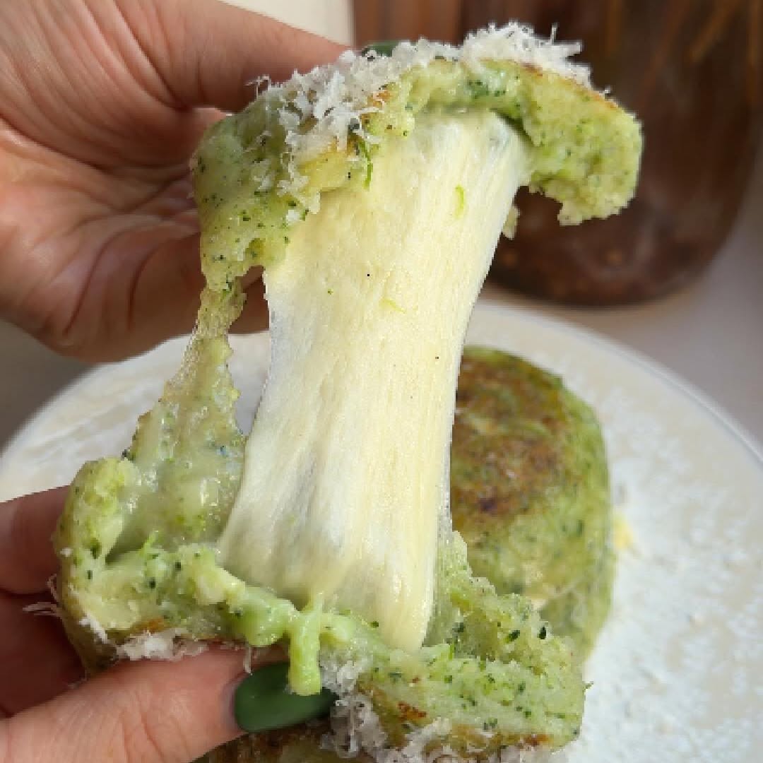 Giant Broccoli and Mozzarella Gnocchis