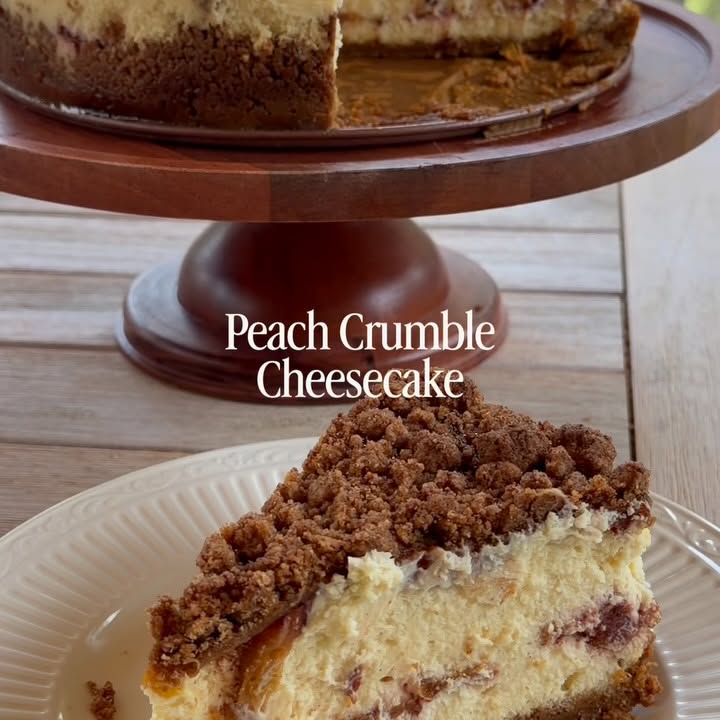 Brown Butter Peach Crumble Cheesecake
