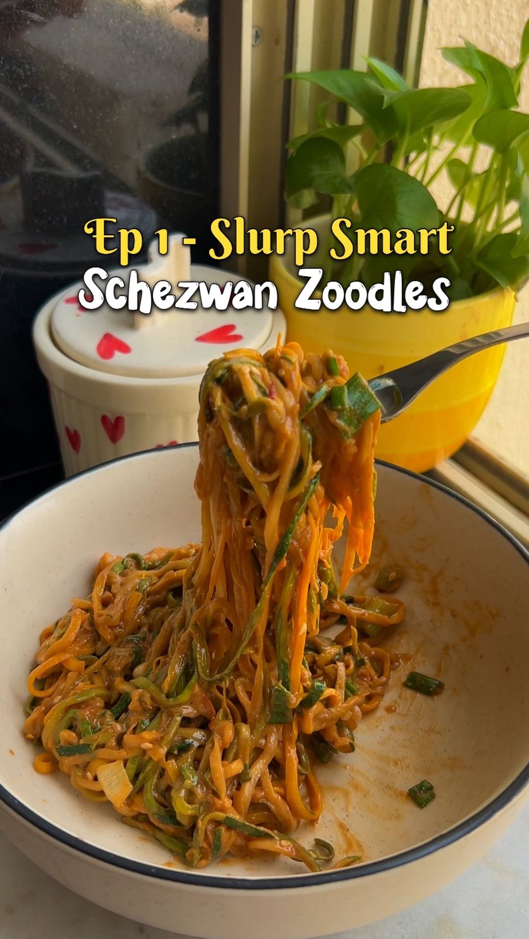 Low-Carb Zoodles with Spicy Peanut Sauce