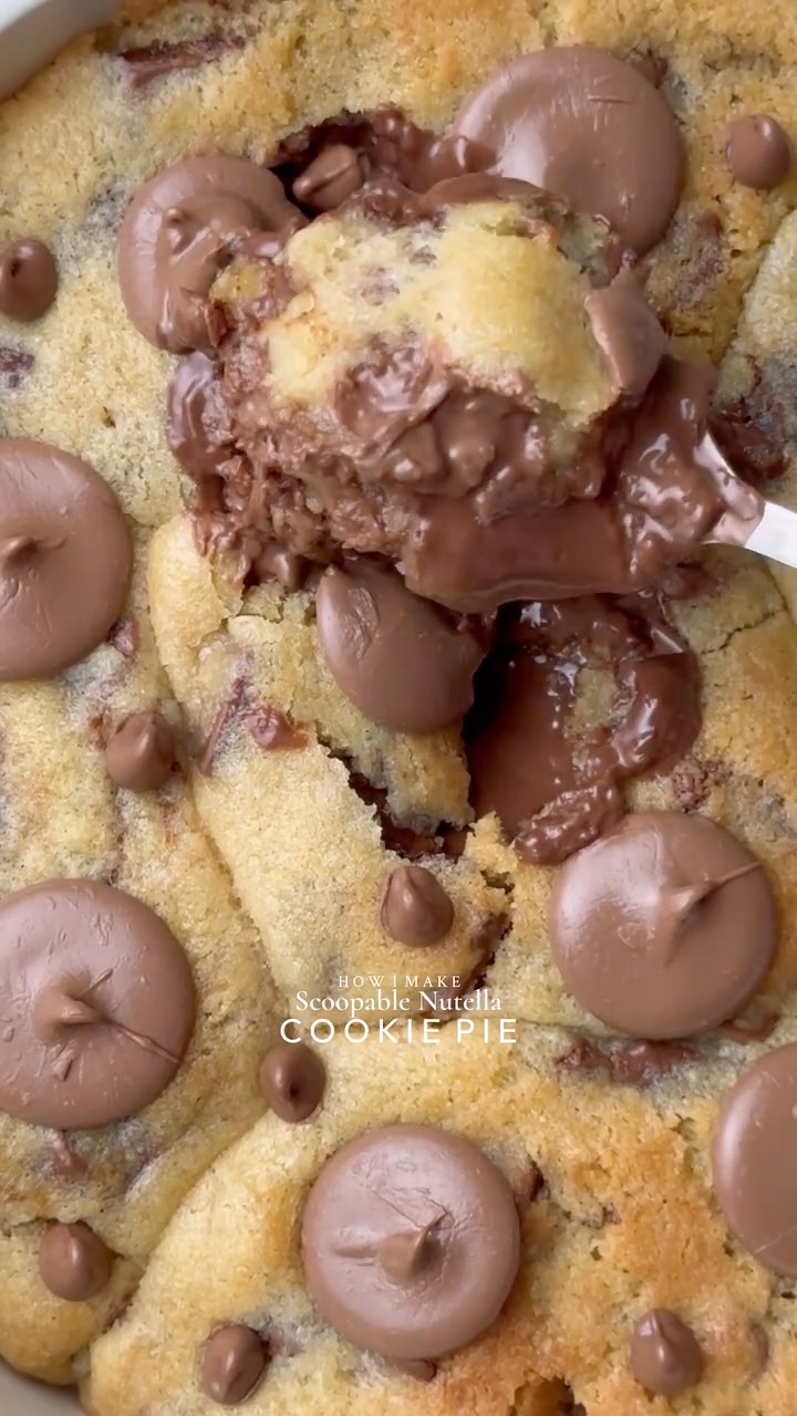 Ooey-Gooey Scoopable Nutella Cookie Pie