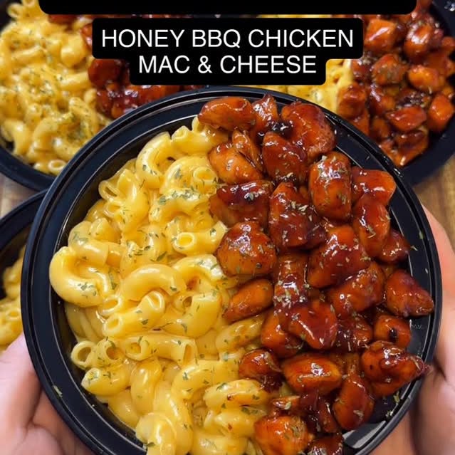 Easy High Protein Honey BBQ Chicken Mac & Cheese