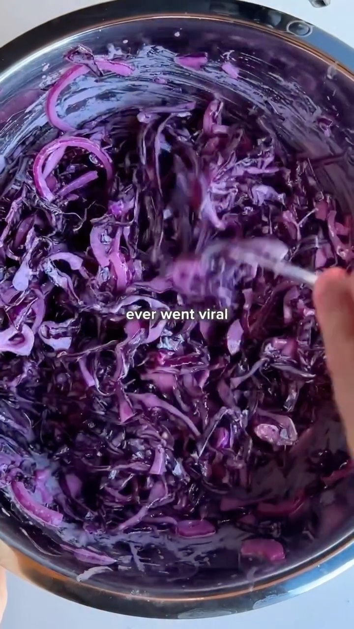 Red Cabbage Slaw