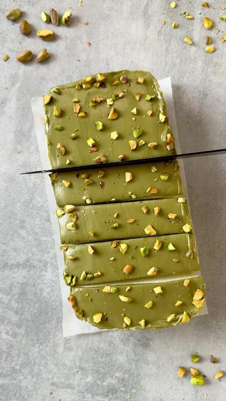 No Bake Pistachio Cheesecake