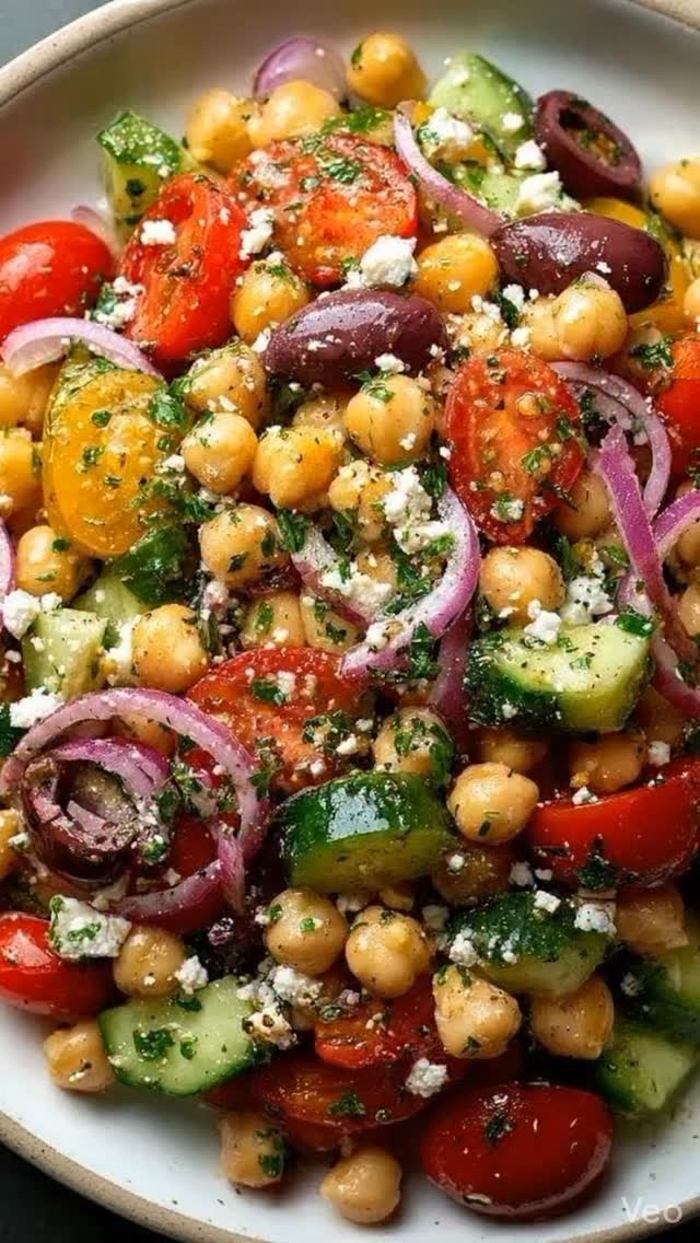 Mediterranean Chickpea Salad
