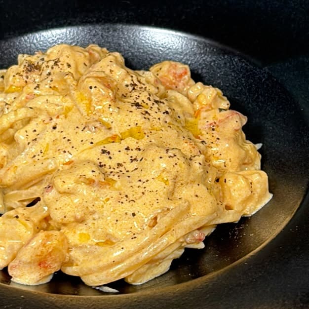 Pasta with Shrimp, Ricotta, and Orange