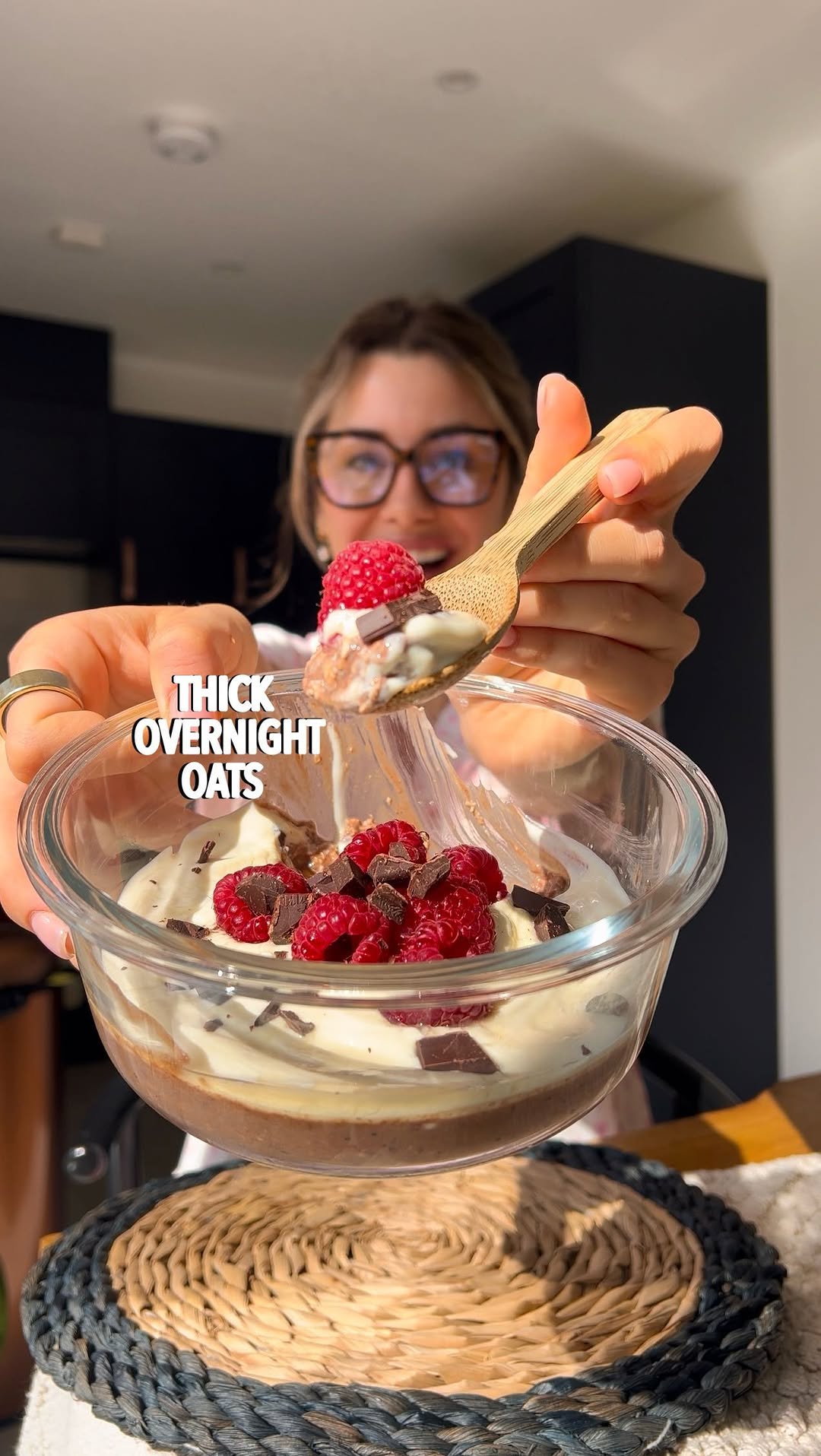 Homemade Chocolate with Coconut Oil and Honey