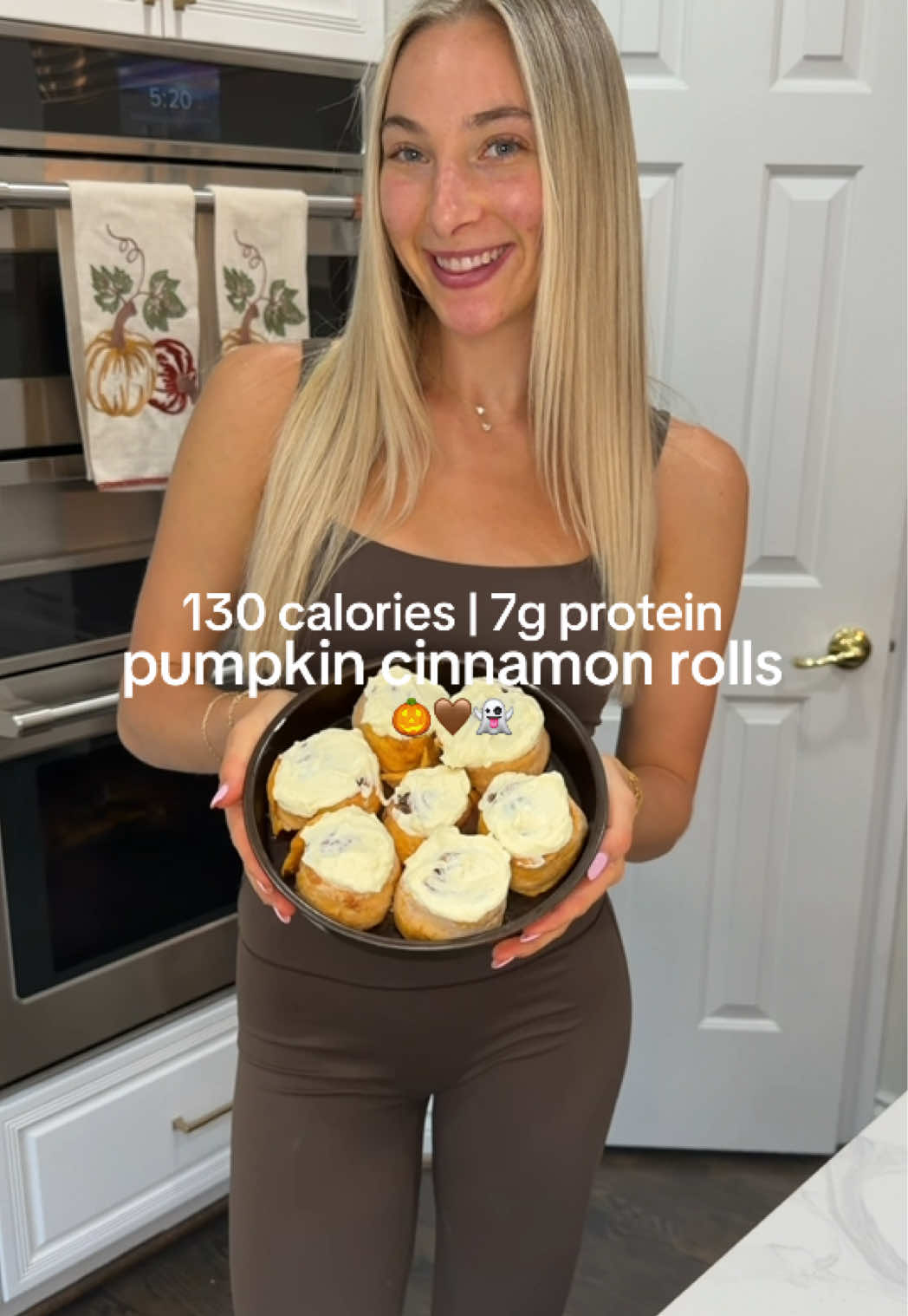 Pumpkin Cinnamon Rolls
