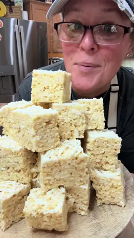 Banana Pudding Rice Crispy Treats