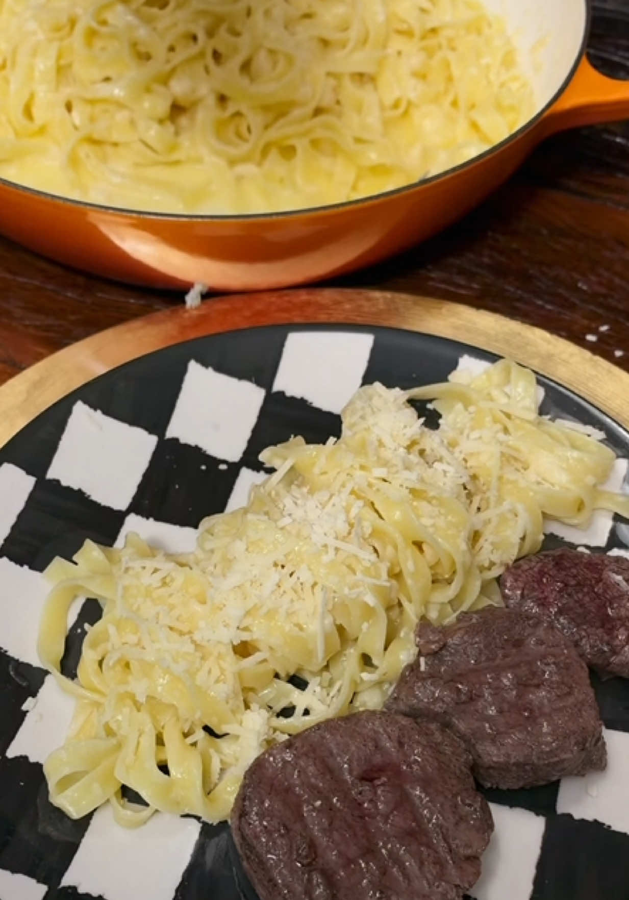 Fettuccine Alfredo