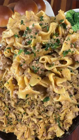 One-Pan Ground Beef Stroganoff