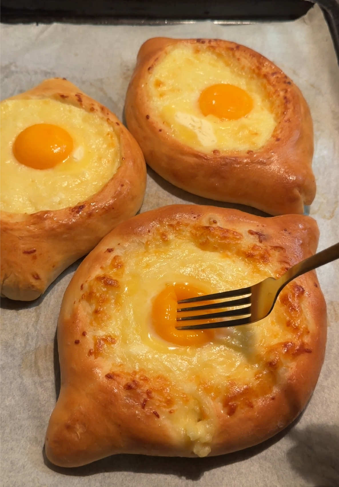 Adjaruli Khachapuri