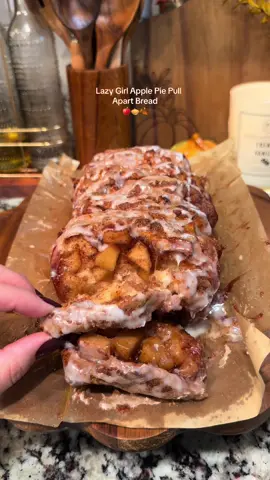 Apple Pie Pull Apart Bread