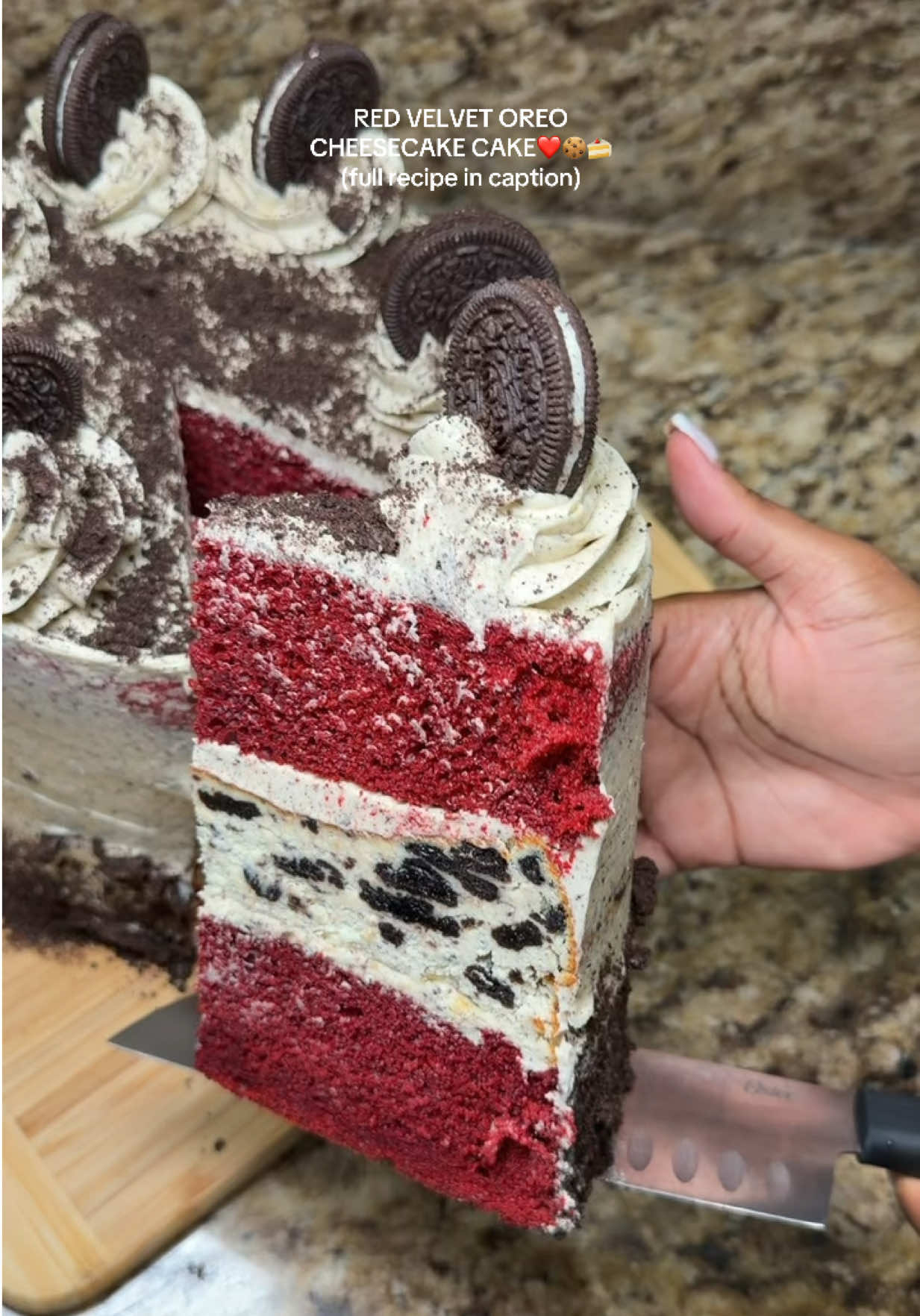 Red Velvet Cheesecake Cake