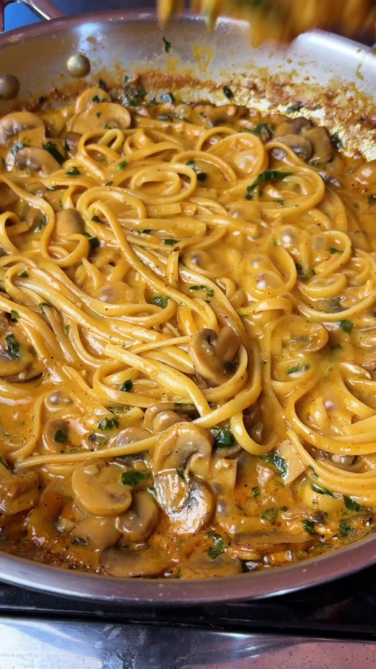 Creamy Mushroom Pasta
