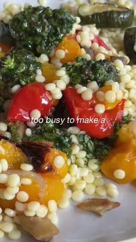 Giant Couscous and Roasted Vegetable Meal Prep Jar