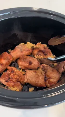 Easy Crockpot Chicken Thighs