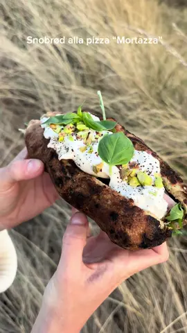 Pizza Snobrød alla Mortazza
