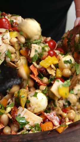 Mediterranean Spicy Sun-Dried Tomato Dense Bean Salad