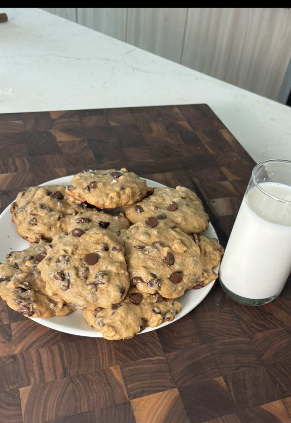 Banana Bread Chocolate Chip Cookies