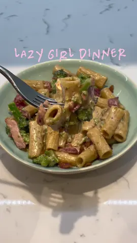 One Pot Bacon & Broccoli Rigatoni